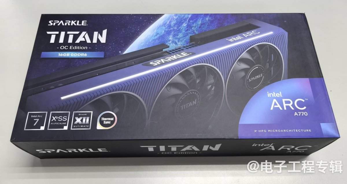 Intel顶配游戏显卡拆解，里面长什么样？(图1)